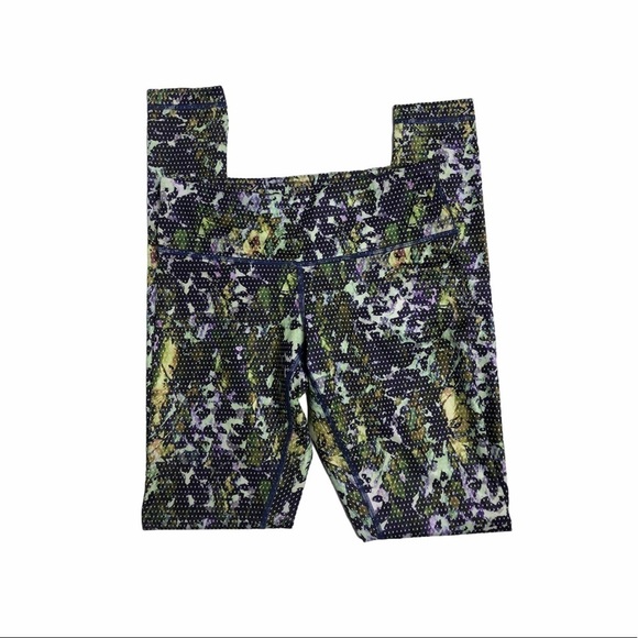 lululemon athletica Pants - LULULEMON Wunder Under Crop II Full-On Luxtreme Roll Down Size 6 Floral